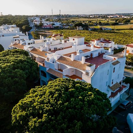 Casa Falesia T2 - Garden View - 5 Min From The Beach - Wifi Оллюш-де-Аґуа Екстер'єр фото