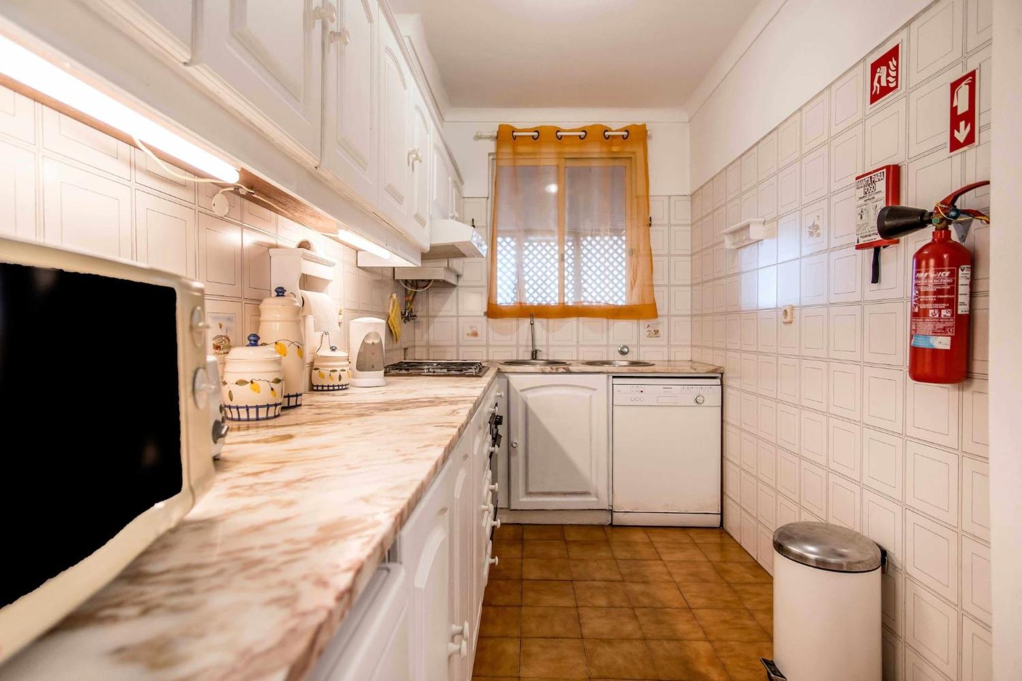 Casa Falesia T2 - Garden View - 5 Min From The Beach - Wifi Оллюш-де-Аґуа Екстер'єр фото