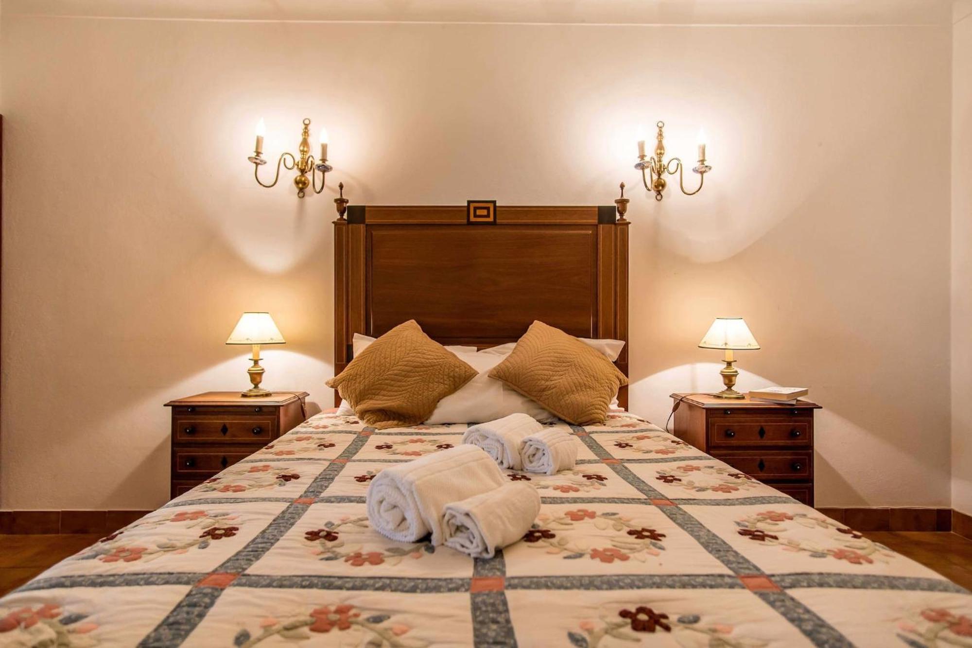 Casa Falesia T2 - Garden View - 5 Min From The Beach - Wifi Оллюш-де-Аґуа Екстер'єр фото