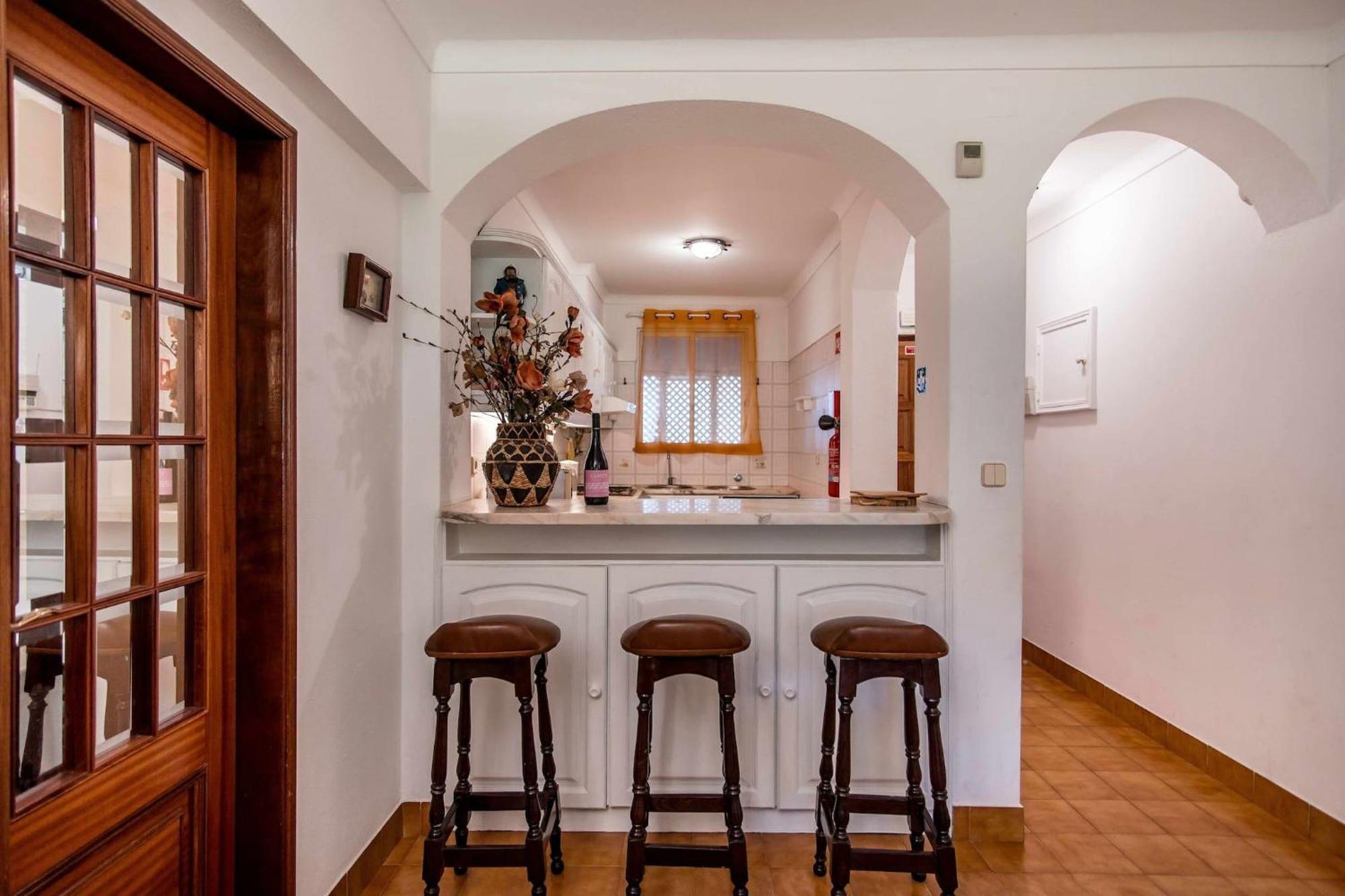 Casa Falesia T2 - Garden View - 5 Min From The Beach - Wifi Оллюш-де-Аґуа Екстер'єр фото
