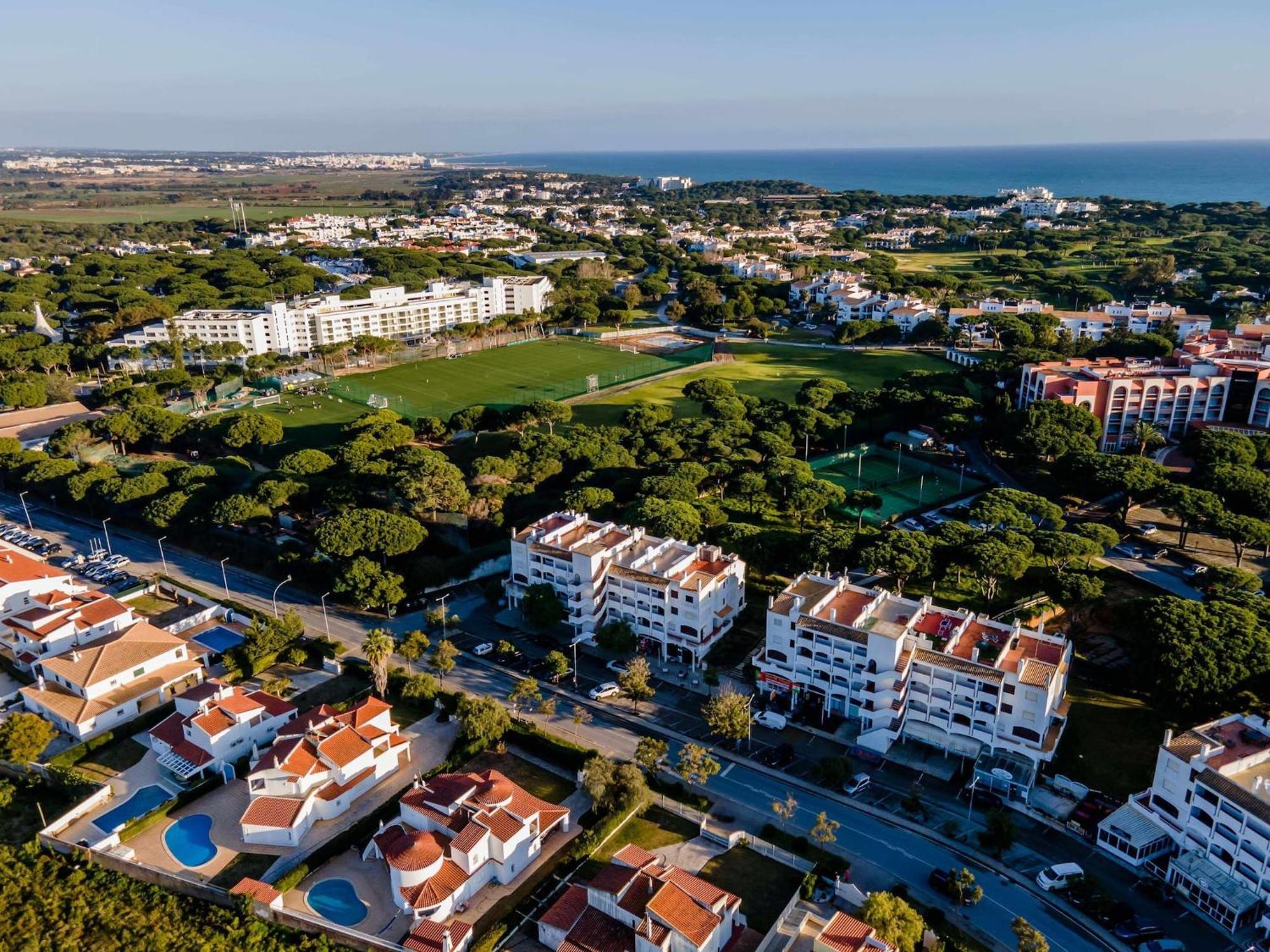 Casa Falesia T2 - Garden View - 5 Min From The Beach - Wifi Оллюш-де-Аґуа Екстер'єр фото