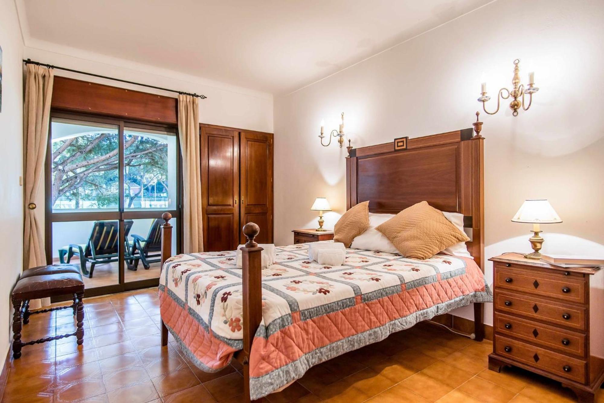 Casa Falesia T2 - Garden View - 5 Min From The Beach - Wifi Оллюш-де-Аґуа Екстер'єр фото