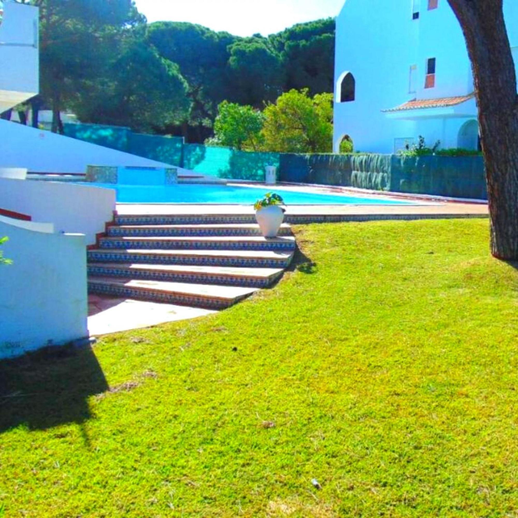 Casa Falesia T2 - Garden View - 5 Min From The Beach - Wifi Оллюш-де-Аґуа Екстер'єр фото