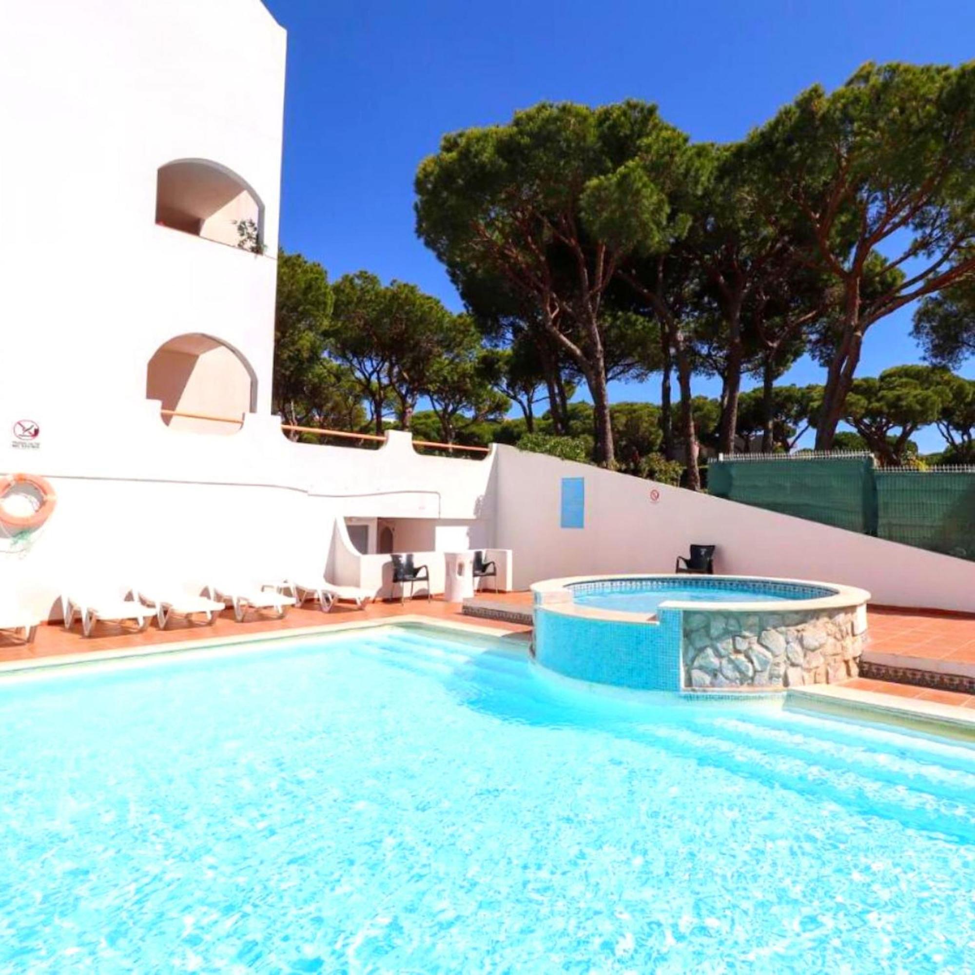Casa Falesia T2 - Garden View - 5 Min From The Beach - Wifi Оллюш-де-Аґуа Екстер'єр фото